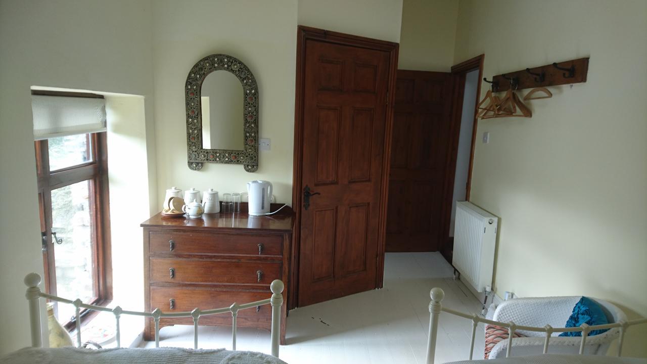 Middle Mill Bed & Breakfast Kidwelly Екстериор снимка