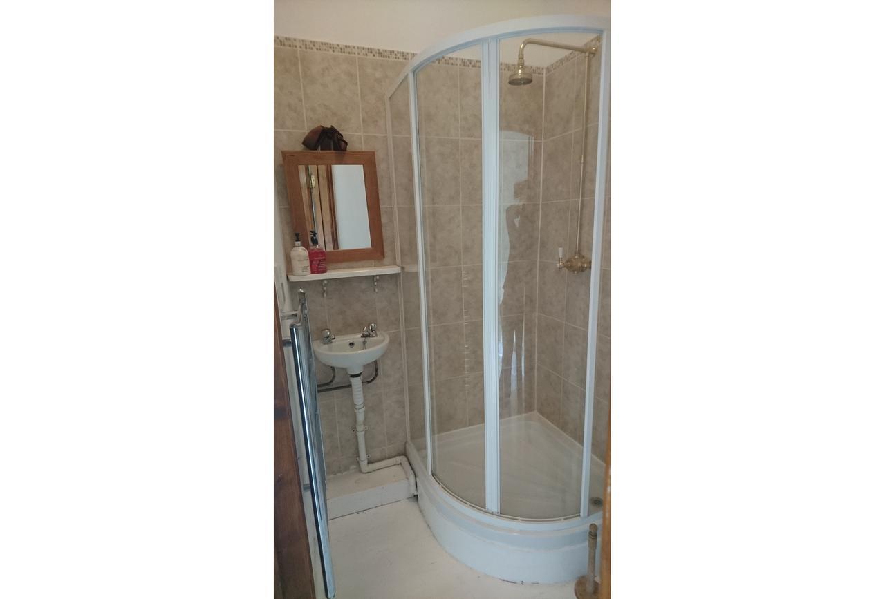 Middle Mill Bed & Breakfast Kidwelly Екстериор снимка